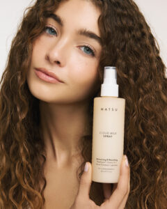 Spray Profesional MATSU Cloud Milk – Hidratare și Descâlcire (200ml)